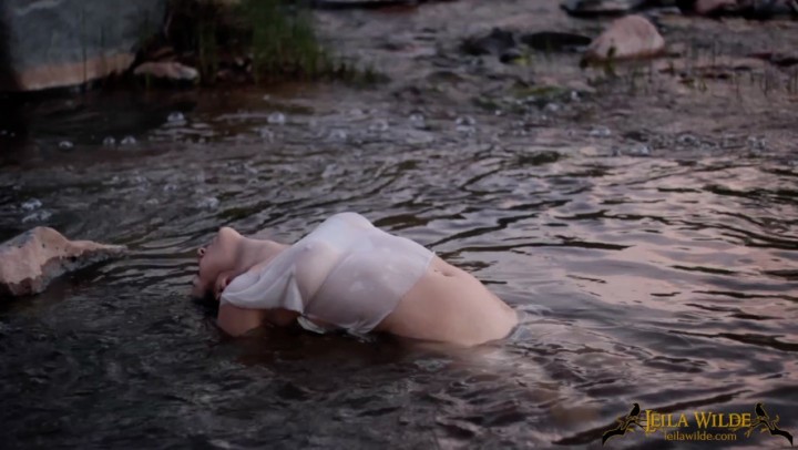 Poster for Leila Wilde Warrioress River Bath - Manyvids Star - Leila Wilde - Striptease, Wet T-Shirt (Лейла Уайлд Стриптиз)