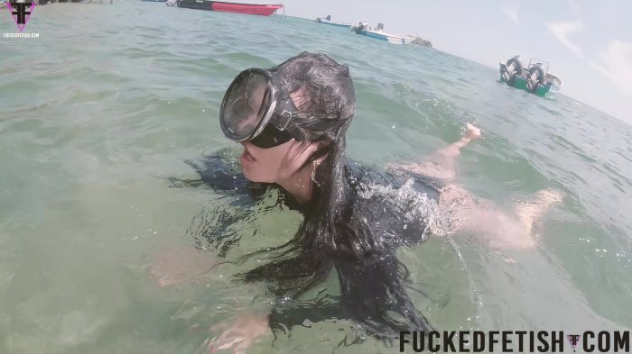 Poster for Fuckedfetish - Clips4Sale Girl - The Caribbean Sea Receives Goddess Breathplay Mask Diving Glass - Swimsuit, Snorkel Gear, Eye Glasses (Очки Для Зрения)