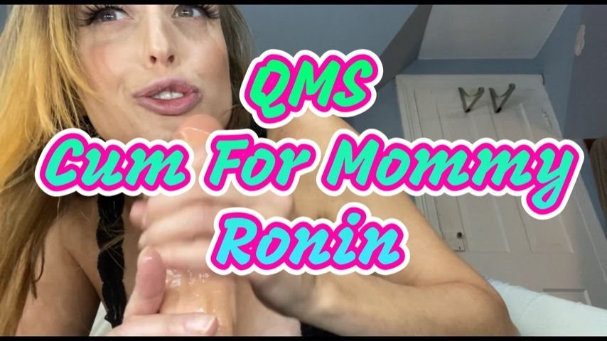 Poster for Queenmothersoles Cum For Mommy Ronin - Queenmothersoles - Manyvids Star - Dildos, Handjobs, Milf (Рукоблудие)