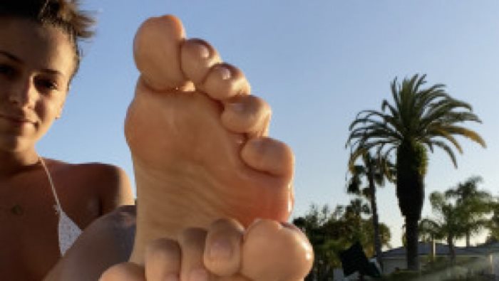 Poster for Alyafeets - Showing Off My Toes In Public - Clips4Sale Girl - Highlyarchedfeet, Underwaterfetish, Footfetish (Аляфеец Футфетиш)