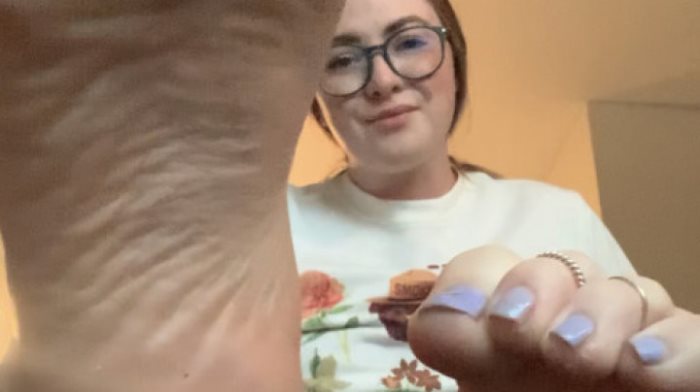 Poster for Giantess Foot Worship + Vore - Freckled Feet - Clips4Sale Model - Sfw, Footfetish, Giantess (Веснушчатые Ноги Футфетиш)