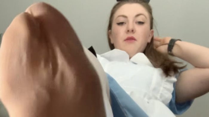 Poster for Freckled Feet - Alice In Wonderland Giantess - Clips4Sale Creator - Footfetish, Sfw, Footdomination (Веснушчатые Ноги)