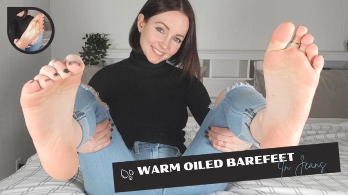 Poster for Clips4Sale Creator - Warm Oiled Feet - Thetinyfeettreat - Barefoot, Lotionoilfetish, Footfetish