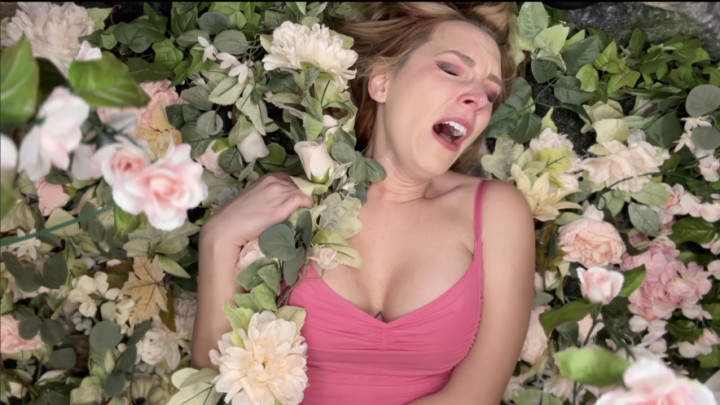 Poster for Sneezing In A Bed Of Flowers - Manyvids Girl - Sneezegoddess - Sfw, Blonde (Блондинка)