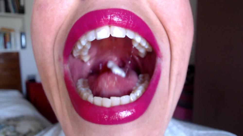 Poster for Manyvids Star - Emprexkala - Emprexkala Swallowing Whole Gummibears - Emprexkala, Siterip