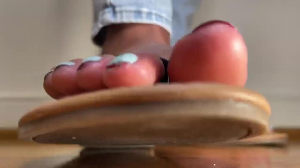 Poster for Manyvids Star - Giantess Flip Flops - Pink Foxx - Foot Play, Feet (Пинк Фокс Игра Ног)