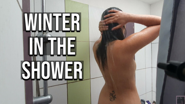 Poster for Summer Fox - Winter In The Shower - Manyvids Model - Shower, Masturbation (Летняя Лиса Мастурбация)