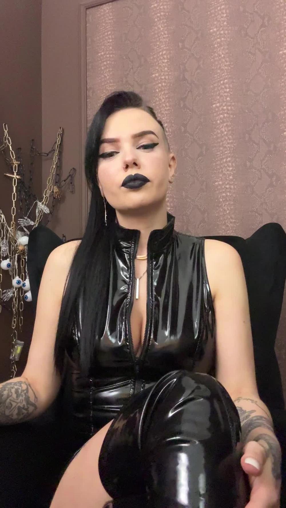 Poster for Ryssaqu33N - Asmr Smoking And Outfit - Clips4Sale Star - Classic Smoking, Femdom, Latex (Фемдом)