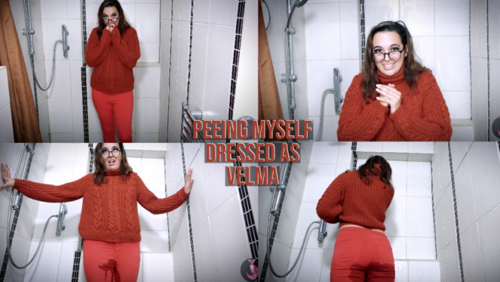 Poster for Manyvids Girl - Peeing Myself Dressed As Velma - Summer Fox - Jeans/Pants Wetting, Water Sports (Летняя Лиса Намокание Джинсов/Штанов)