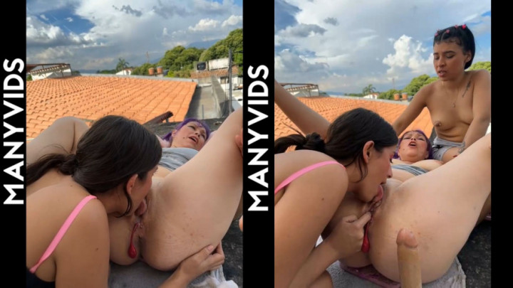 Poster for Oral Sex At The Top Of The Building In The Middle Of A Sunny - Manyvids Girl - Xlivestudio - Publicblowjob, Latina (Латина)