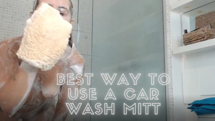 Poster for Manyvids Girl - Akali Lunar - Best Way To Use A Car Wash Mitt - Dec 8, 2021 - Wet Look, Skin Cleansing (Акали Лунар Влажный Взгляд)