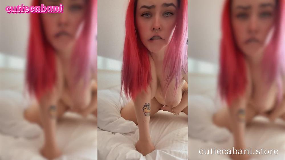 Poster for Best Amateur Masturbation Vids 2022 - Manyvids Star - Cutiecabani - Masturbation, Dildo Fucking (Трах С Фаллоимитатором)