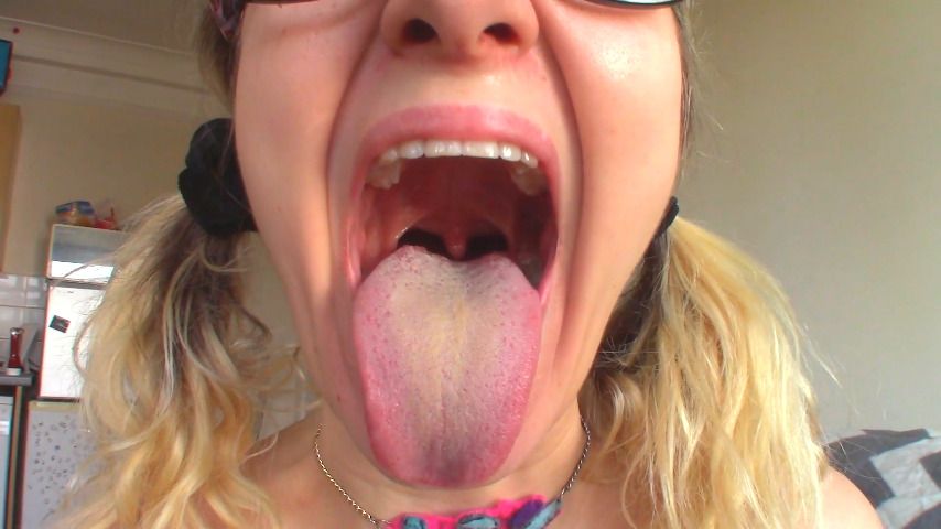 Poster for Manyvids Girl - Goddess Vanessa - Worship My Natural Mouth And Tongue - Tongue Fetish, Lip Fetish, Mouth Fetish (Богиня Ванесса Фетиш Рта)