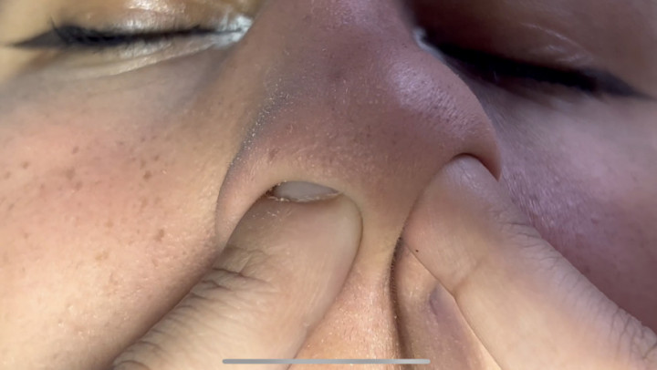 Poster for Colombianbigass - Manyvids Star - Standard I Like To Put My Finger Inside Nostrils Nose Party - May 30, 2023 - Extreme Close-Ups, Nose Fetish (Крупные Планы)