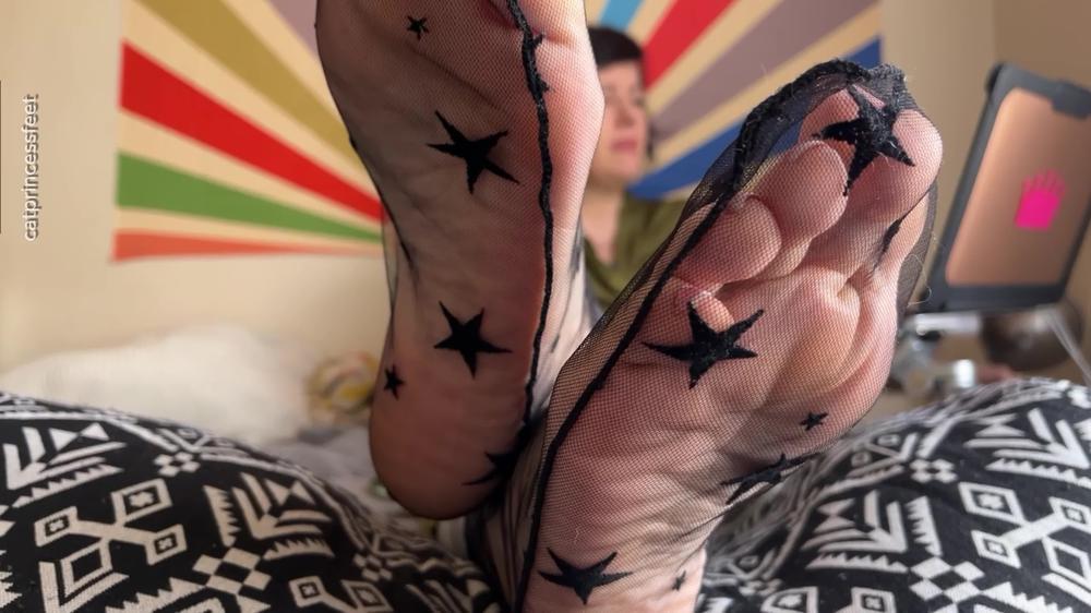 Poster for Catprincessfeet - Happy Milf Singing Dancing, Nylon Sock And Soles Foot Tease, Long French Tip Toenails - Clips4Sale Shop - Long Toes, Wrinkled Soles (Морщинистые Подошвы)