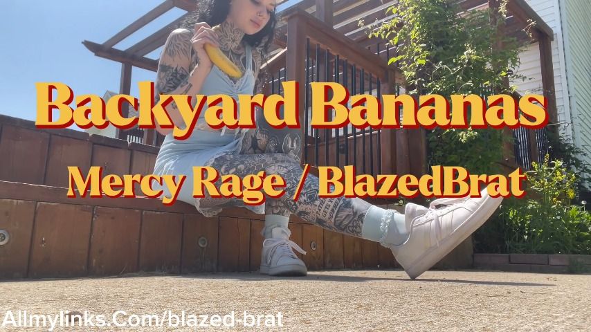 Poster for Blazed Brat - Bruised Backyard Bananas - Manyvids Star - Pet Play, Femdom (Блейз Брат Игра С Животными)