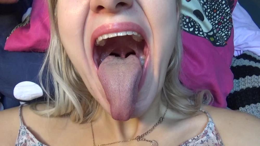 Poster for Manyvids Girl - Goddess Vanessa Morning Mouth - Goddess Vanessa - Lip Fetish, Mouth Fetish, Uvula Fetish (Богиня Ванесса Губной Фетиш)