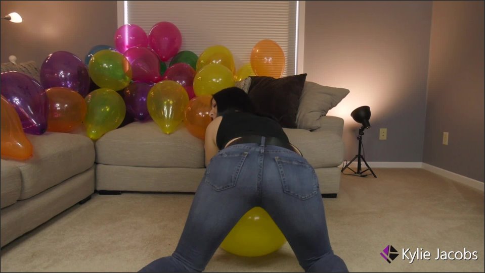 Poster for Manyvids Girl - Kylie Jacobs Balloons When Will It Pop Balloon B2P - Mix - Amateur, Iwantclips (Любительский)