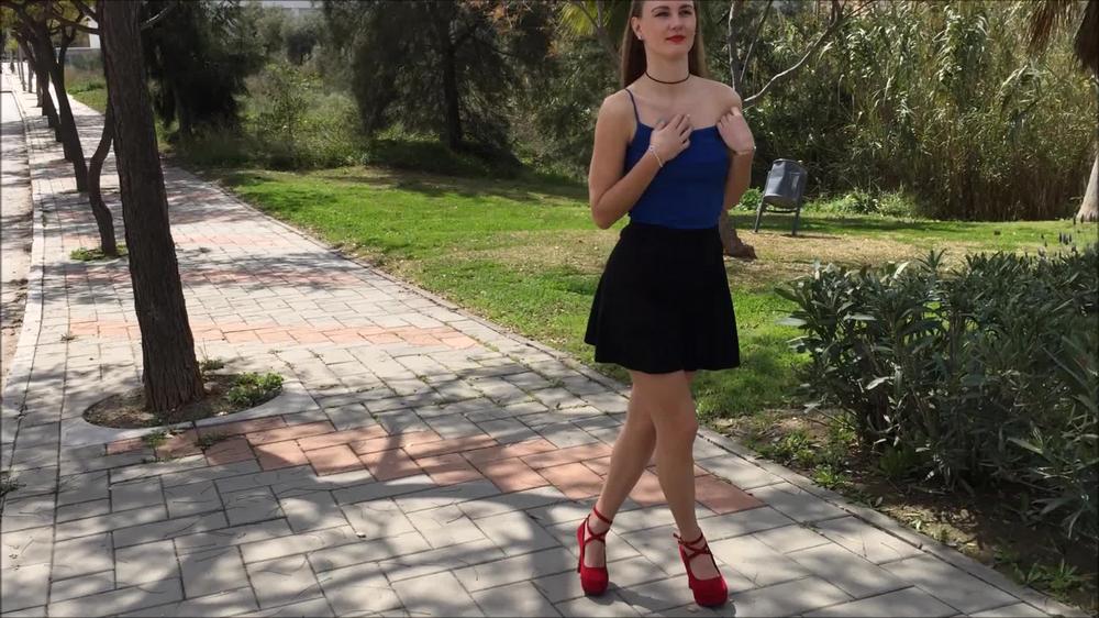 Poster for Manyvids Model - Iviroses - Iviroses Flashing In My Neigbourhood High Heels - High Heels, Public Outdoor, Public Flashing (Публичная Вспышка)