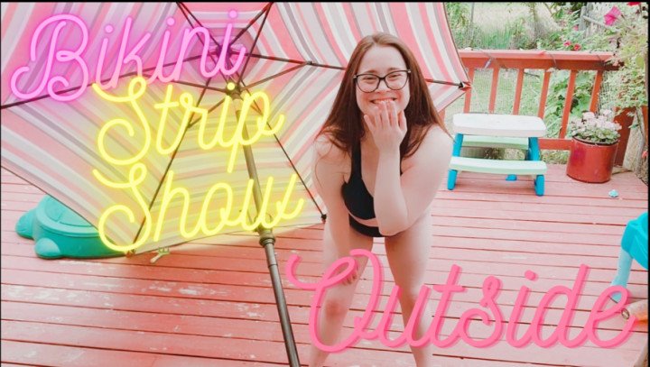 Poster for Caityfoxx - Manyvids Girl - Caityfoxx Bikini Strip Show Outside - Milf, Bikini, Swimwear (Купальники)