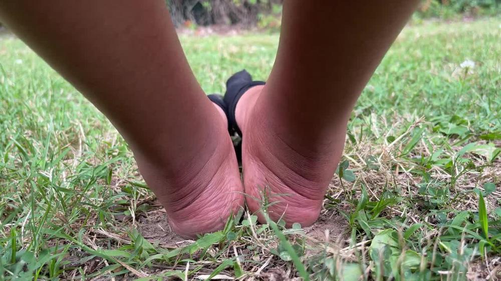 Poster for Black Nylon Removal Outside - Pink Foxx - Manyvids Model - Feet, Foot Fetish, Nylon Worship (Пинк Фокс Ноги)