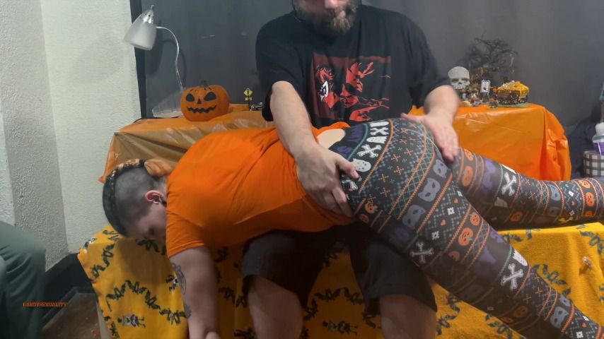 Poster for Testing My Older Man - Rardysexuality - Manyvids Star - Spanking M/F, Halloween (Рардисексуальность Хэллоуин)