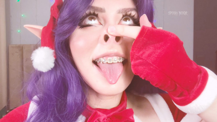 Poster for Christmas Elf Misato Katsuragi Does Piggy Nose And Grunts - Spookyboogie - Manyvids Model - Nose Fetish, Braces (Фетиш Носа)