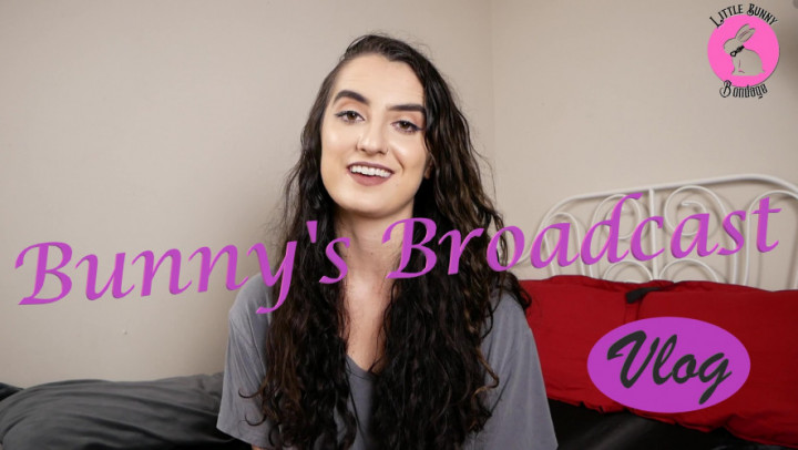 Poster for Manyvids Girl - Bunny'S Broadcast September - Aug 31, 2022 - Littlebunnyb - Friends, Sfw, Vlog (Друзья)