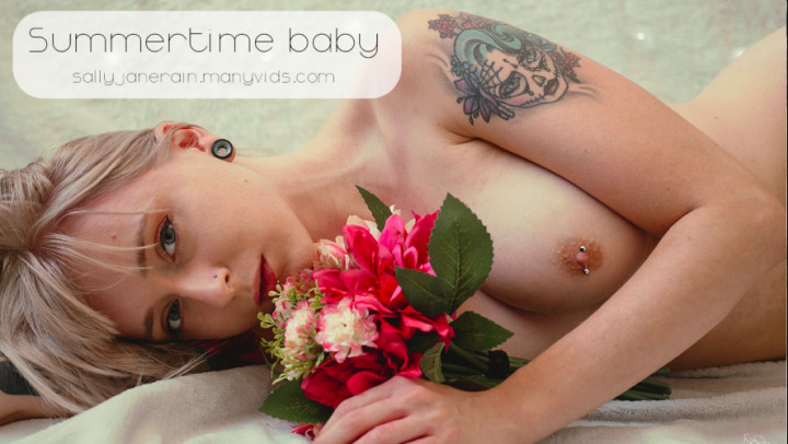 Poster for Sallyjanerain - Manyvids Girl - Summer Time Baby - Creamy, Dildofucking, Blonde (Сливочный)