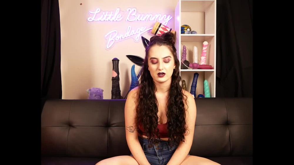 Poster for Littlebunnyb - Stranger Thing Dnd Vlog 3 - Manyvids Star - Blogging, Vlog (Ведение Блога)