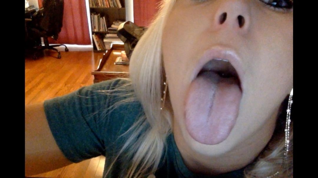 Poster for Tabootha_Queenx - Open Widee *Showing Off My Tongue And Tonsils * Ahhh - Manyvids Girl - Tongue Fetish, Lips, Split Tongue (Раздвоенный Язык)