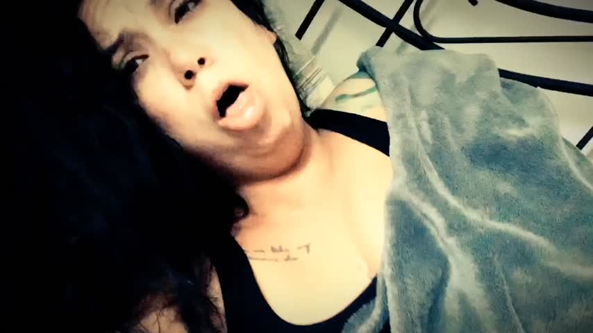 Poster for Manyvids Star - Morning Cough 8 - Drea_Xoxo - Mouth Fetish, Hand Over Mouth, Coughing Fetish (Закрывать Рот Рукой)